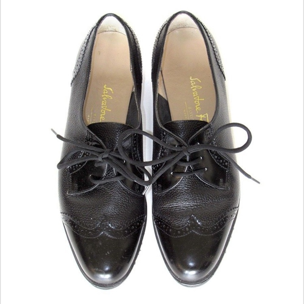 FERRAGAMO LEATHER BROGUES